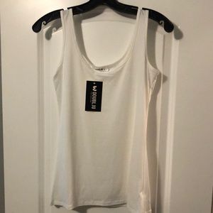 Women’s tank tops